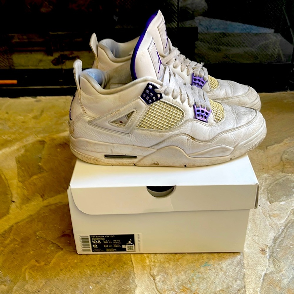 Jordan 4